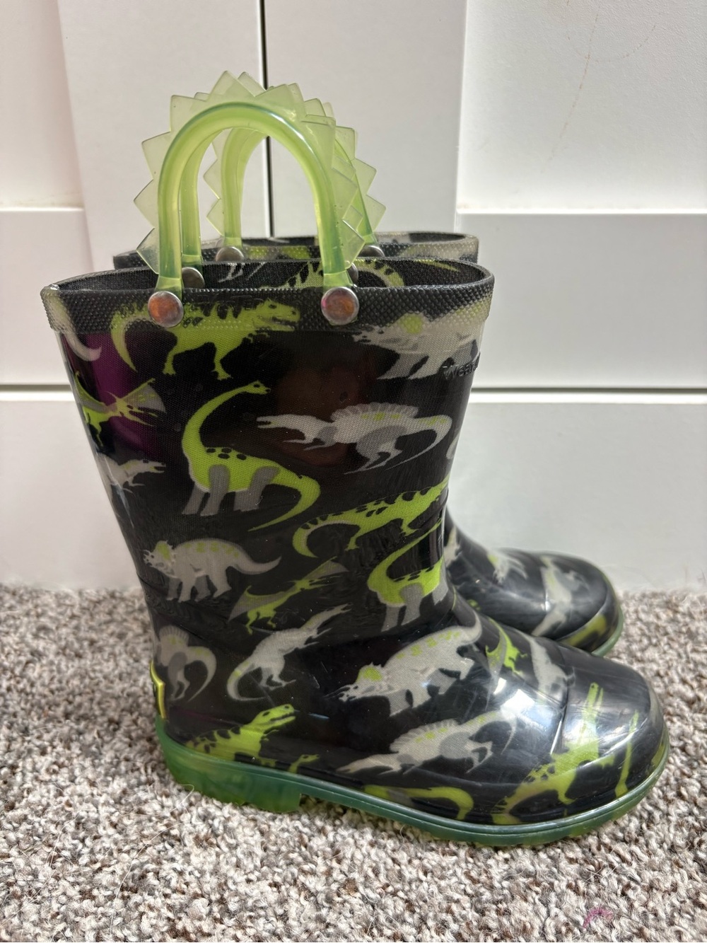 Western Chief Light Up Dinosaur Rainboots Size 10c